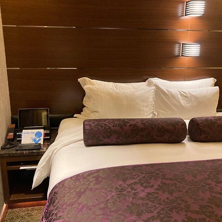 Hotel The Glanz Токио Екстериор снимка
