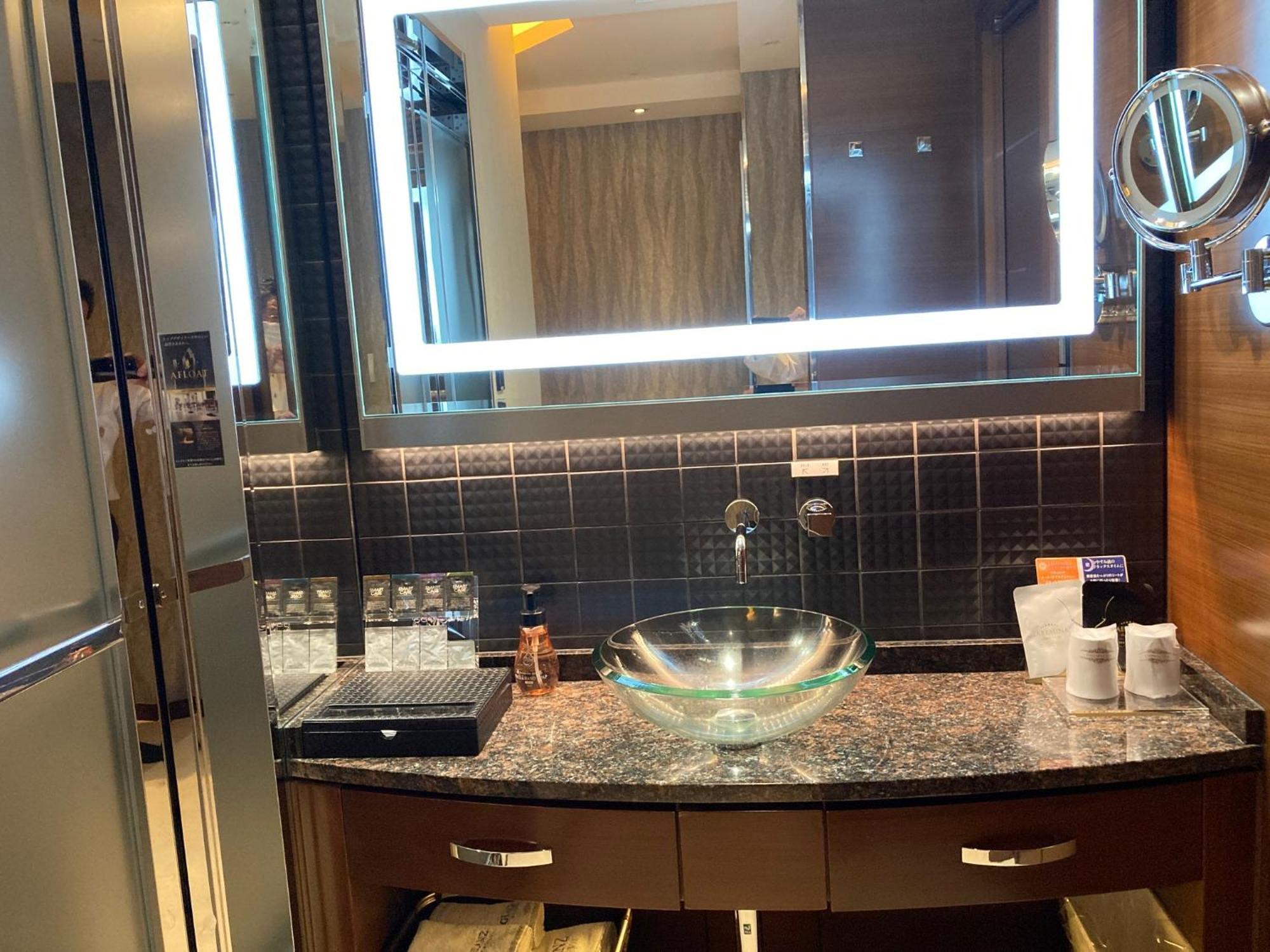 Hotel The Glanz Токио Екстериор снимка